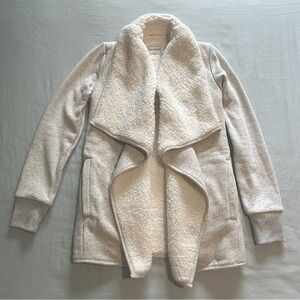 NWT Abercrombie & Fitch XS Sherpa Lined Light Grey Cardigan Duster